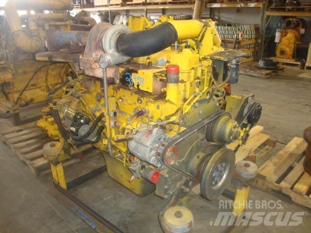 Komatsu SAA6D125E-3 Двигуни