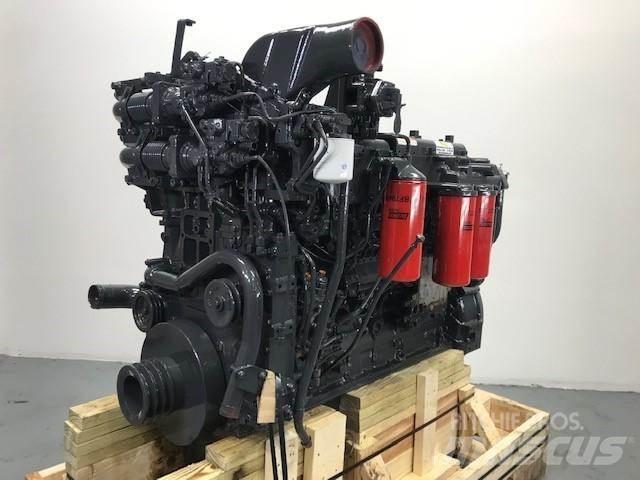 Komatsu SAA6D125E-5 Двигуни