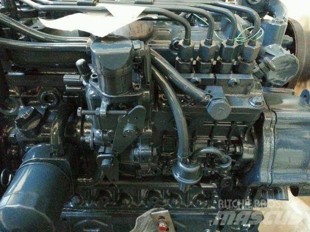 Kubota V3300 Двигуни