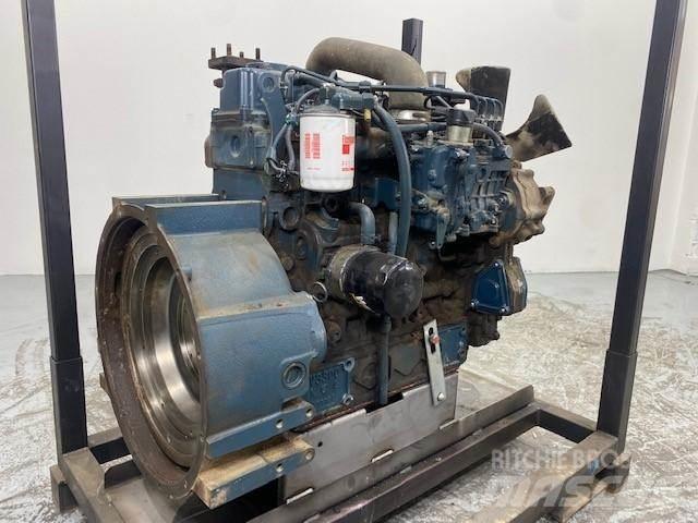 Kubota V3600T Двигуни
