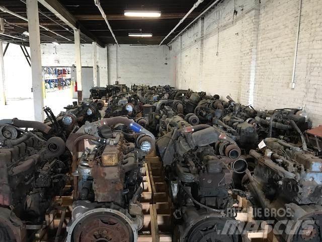Mack 675 Двигуни
