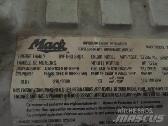 Mack MP7 Двигуни