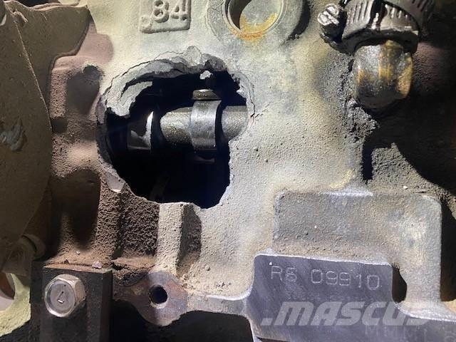 Yanmar 4TNV84T-DSA Двигуни