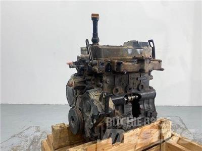 Yanmar 4TNV98 Двигуни