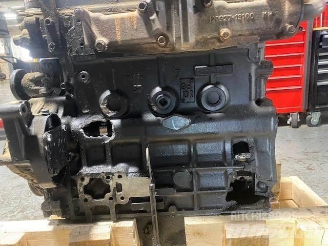 Yanmar 4TNV98 Двигуни