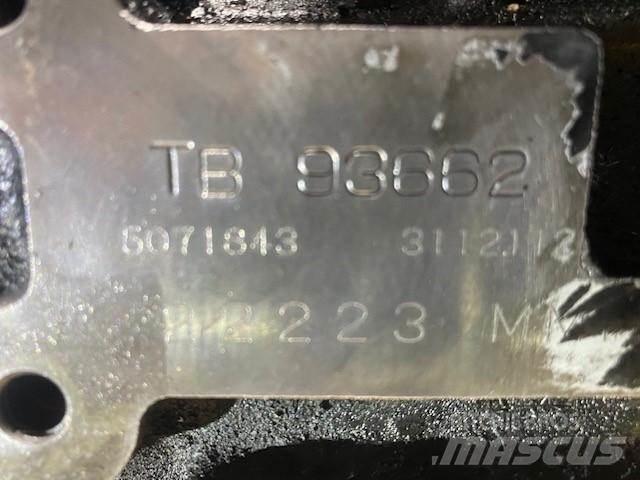 Yanmar 4TNV98 Двигуни