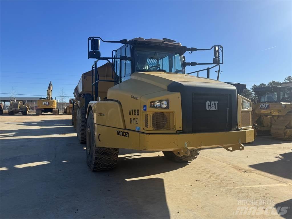 CAT 745 Зчленовані самоскиди
