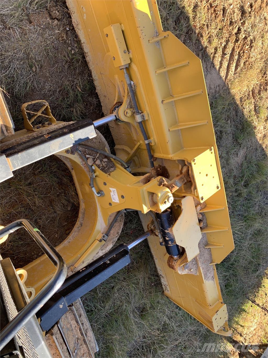 CAT D5 Будтехніка - Інші