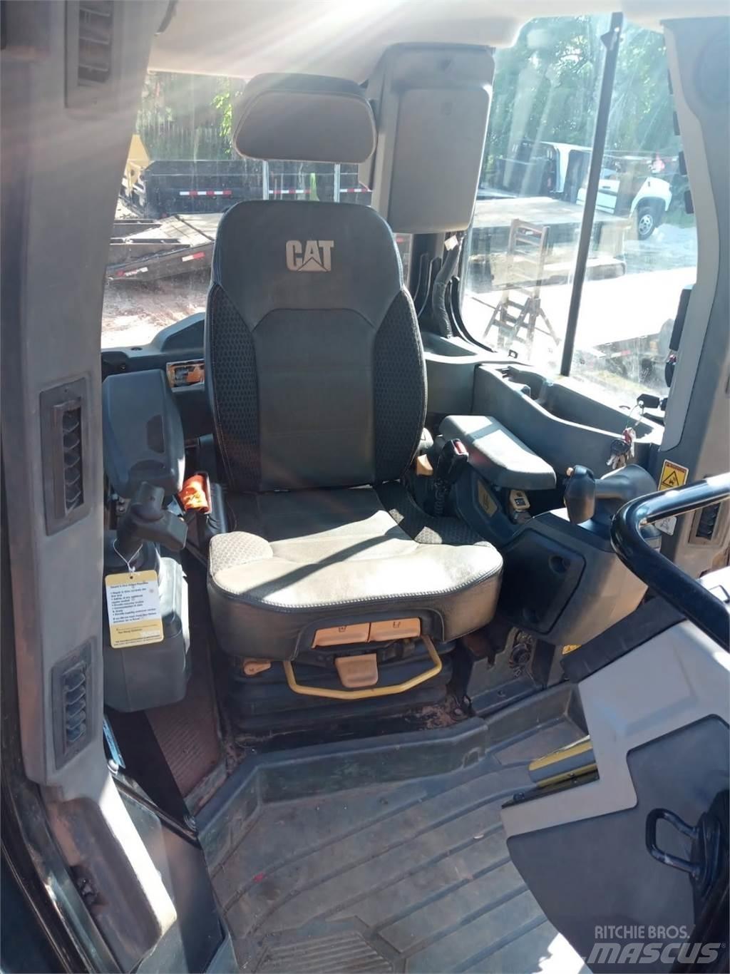 CAT D5 LGP Будтехніка - Інші