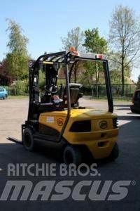 OM XE 30 ac Електронавантажувачі