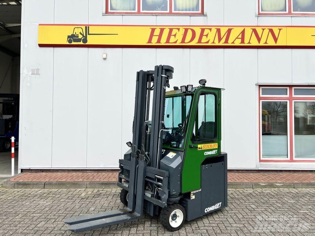 Combilift CBE 3000 Бокові навантажувачі