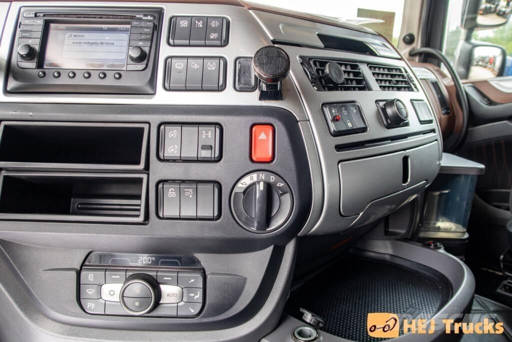 DAF XF 530 6x2 FTS Тягачі