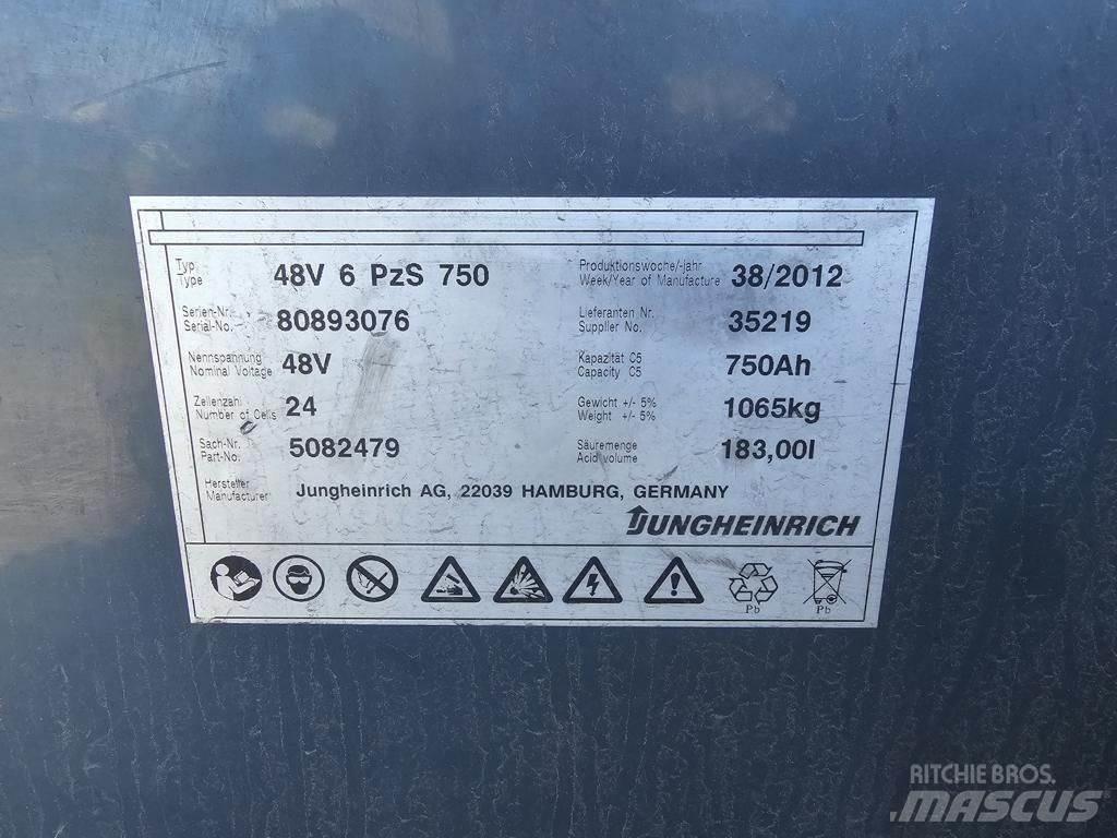 Jungheinrich EFG320 Електронавантажувачі