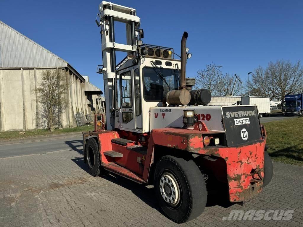 Svetruck 13.6-120-32 Дизельні навантажувачі