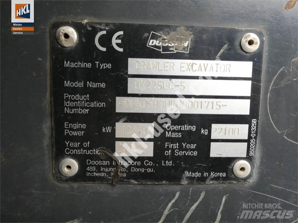 Doosan DX 225 LC-5 Гусеничні екскаватори