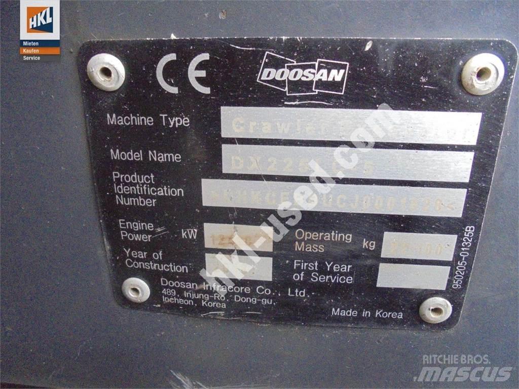 Doosan DX 225 LC-5 Гусеничні екскаватори