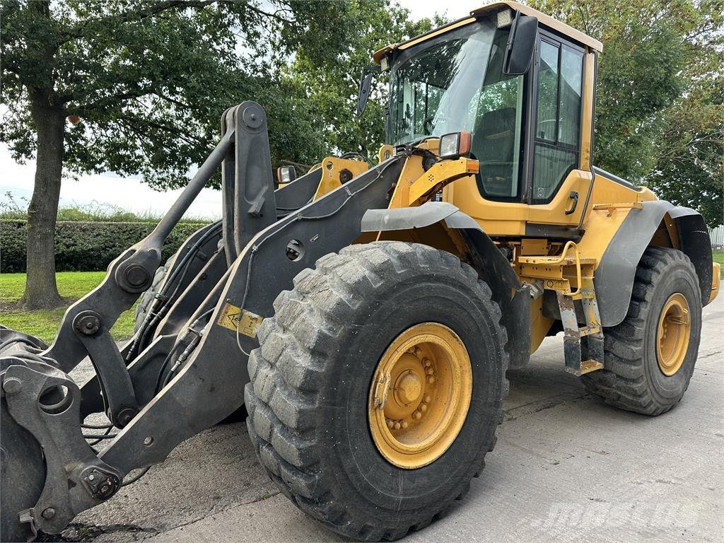 Volvo L120F Фронтальні навантажувачі