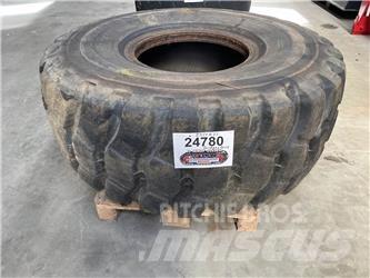  23.5xR25 Bridgestone dæk Шини