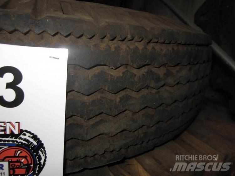  9.00-16 Goodyear dæk - 1 stk. Шини