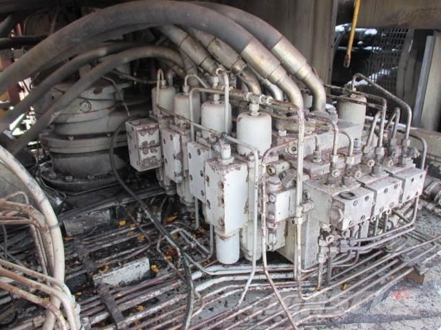 Åkerman H14B til ophug Гусеничні екскаватори