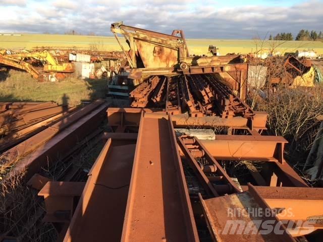  Bedding 600 ton Човни / баржі