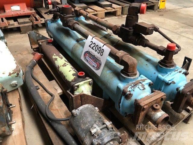 Bowman GL400 Oliekøler Будтехніка - Інші