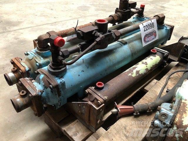 Bowman GL400 Oliekøler Будтехніка - Інші