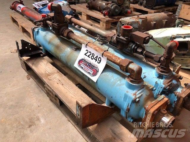 Bowman GL400 Oliekøler Будтехніка - Інші