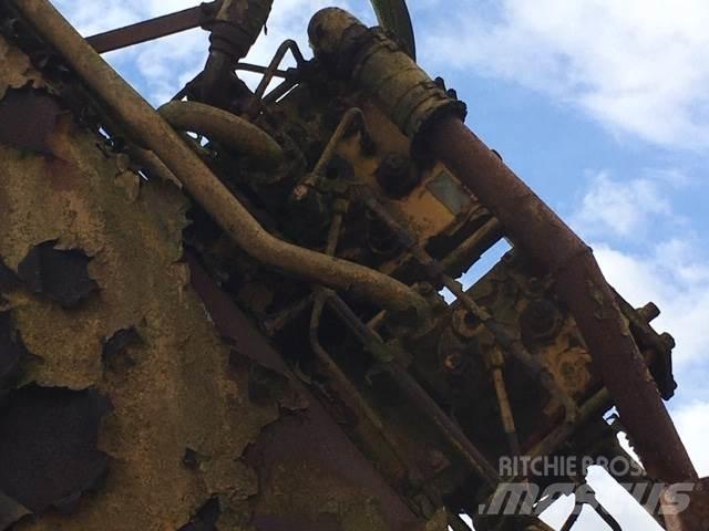 Brøyt X30T til ophug Гусеничні екскаватори