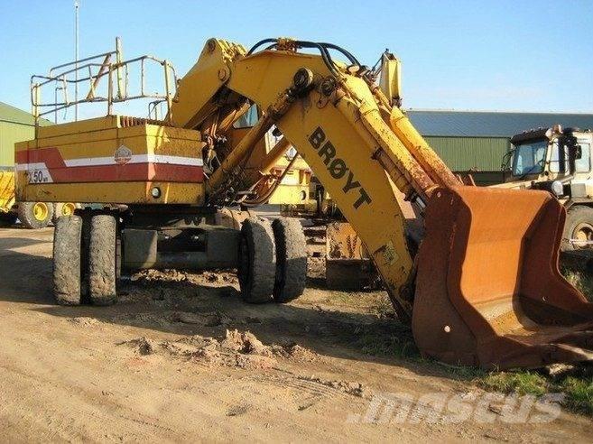 Brøyt X50WF til ophug Гусеничні екскаватори