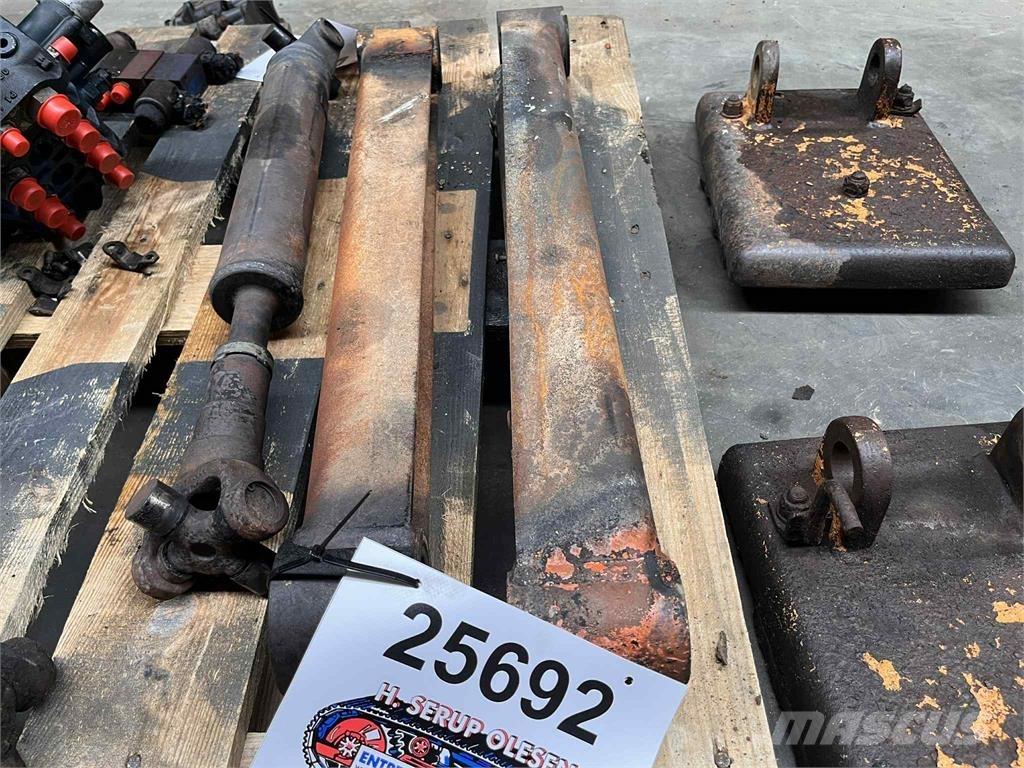 CASE 695SR Link Arm Інше обладнання
