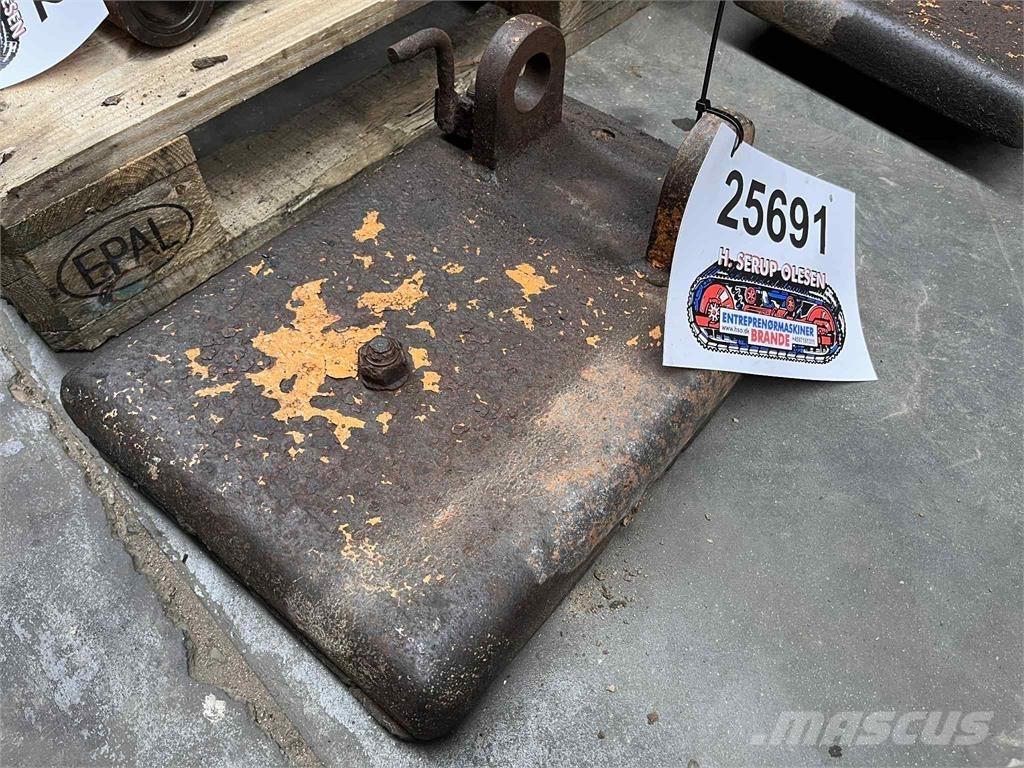 CASE 695SR støttefod Інше обладнання