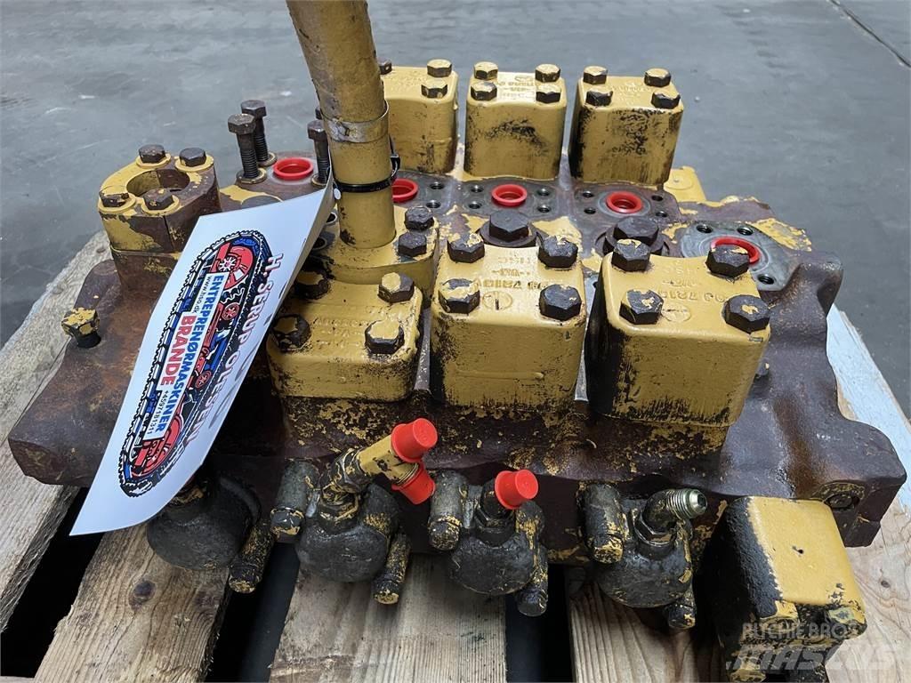 CAT 215LC hovedventilblok Гідравліка