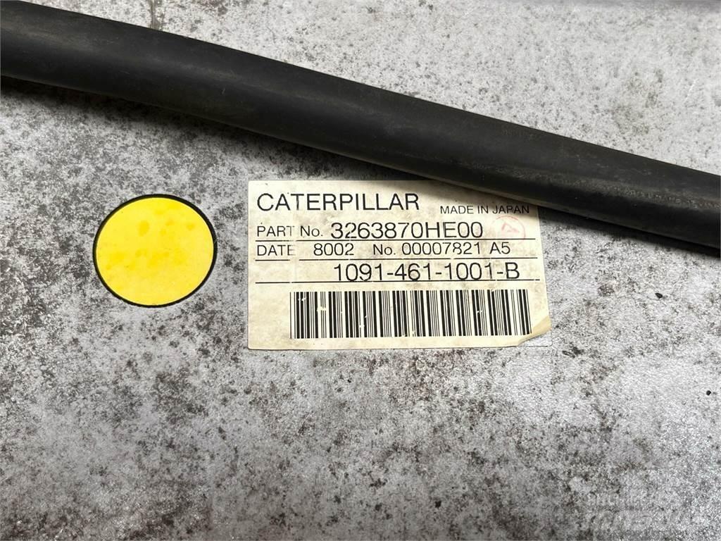 CAT 323D køler Двигуни