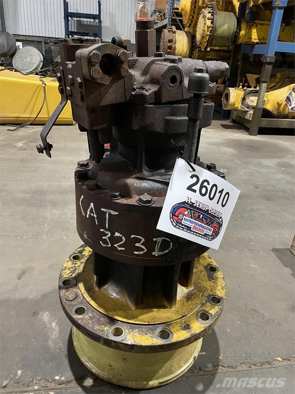 CAT 323D krøjegear Коробка передач