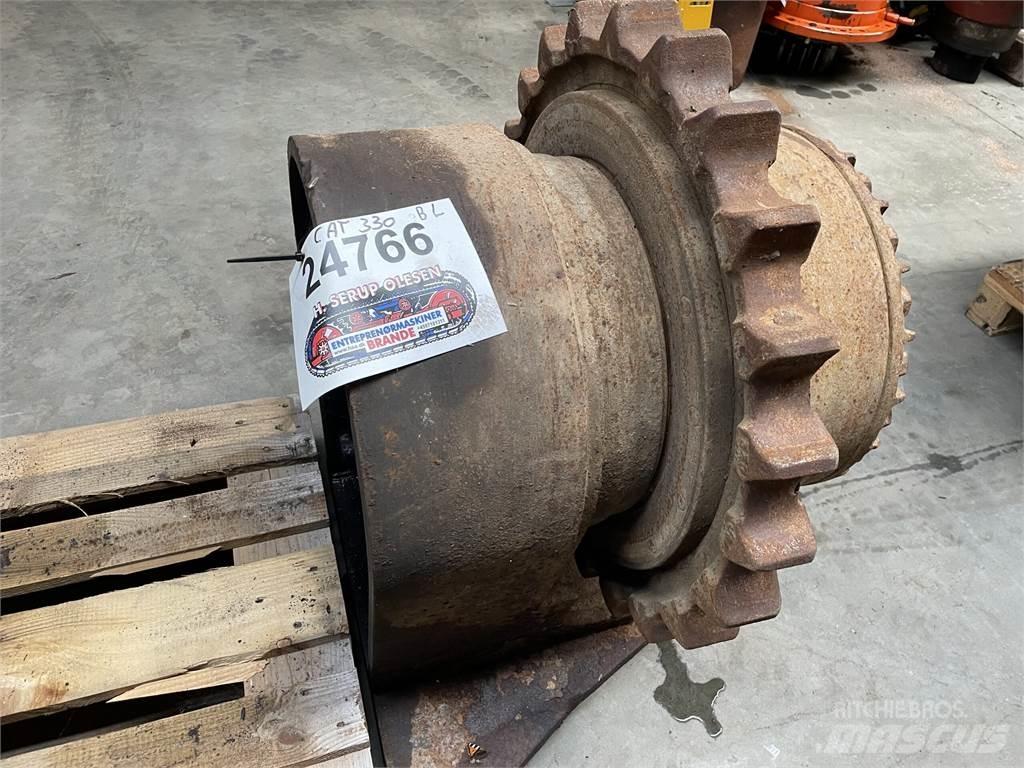CAT 330B Køregear Коробка передач
