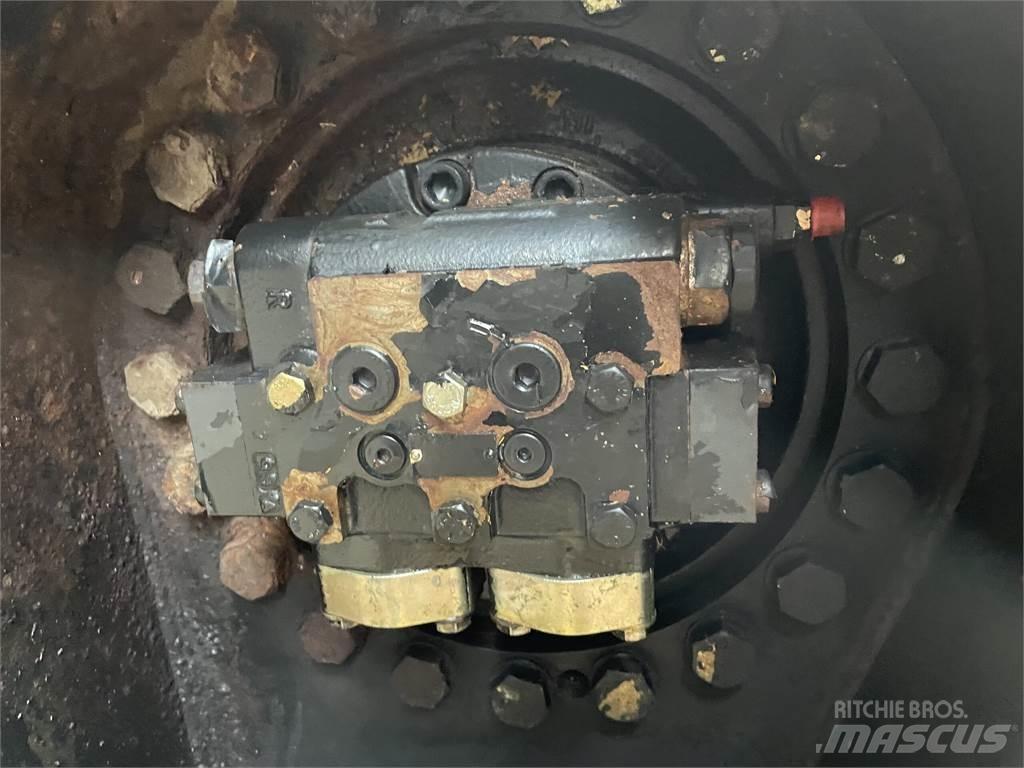 CAT 330B Køregear Коробка передач