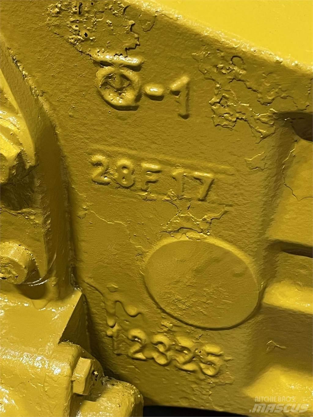 CAT 908M Bagaksel Осі