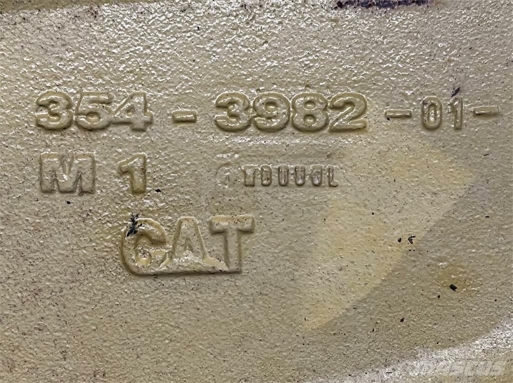 CAT 908M Link Arm 354-3982 Інше обладнання