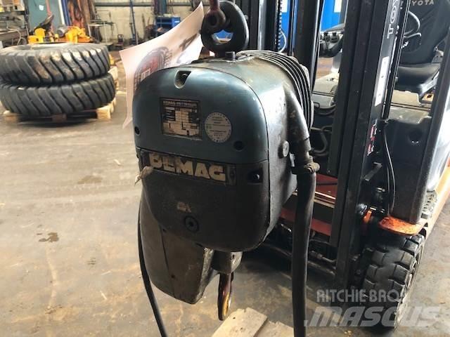 Demag el-talje type PK2N-F Запчастини для кранів