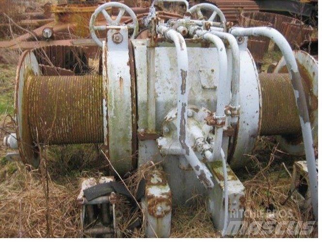  Double drum hydr. winch Підйомно-транспортне обладнання і вантажні ліфти