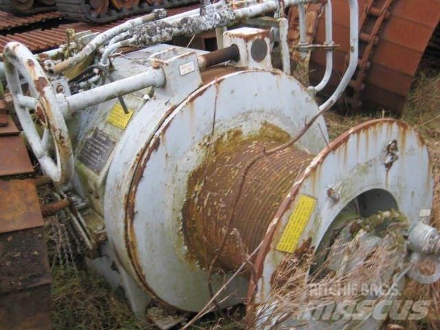  Double drum hydr. winch Підйомно-транспортне обладнання і вантажні ліфти
