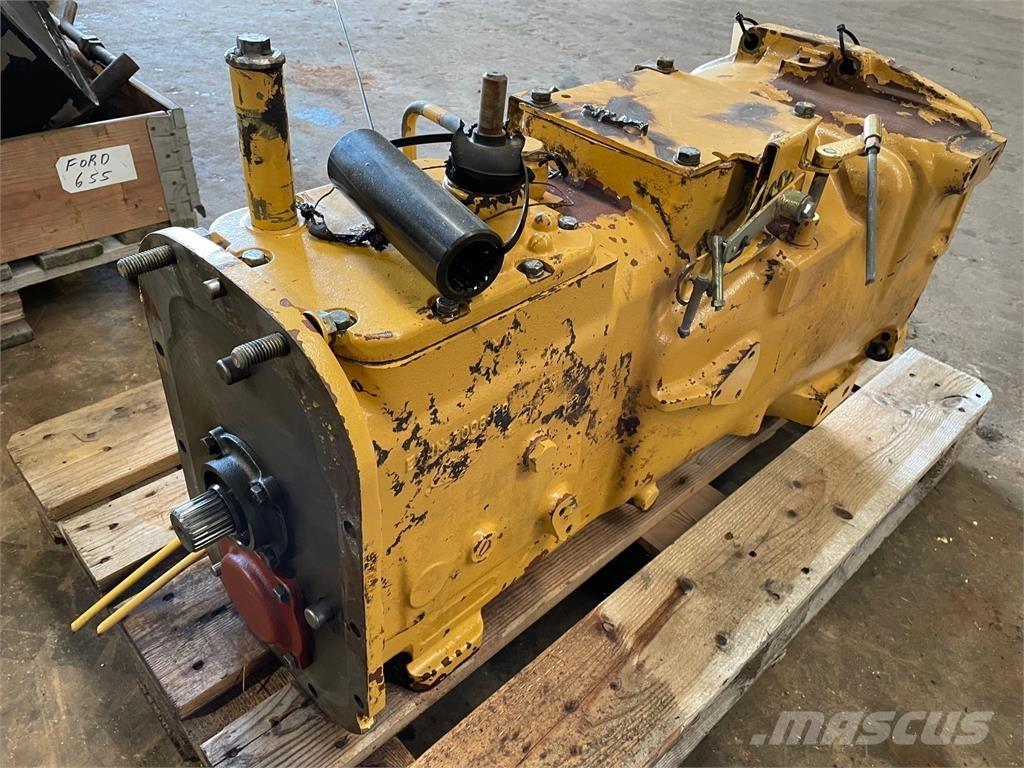 Ford 655 Gearbox, komplet Коробка передач