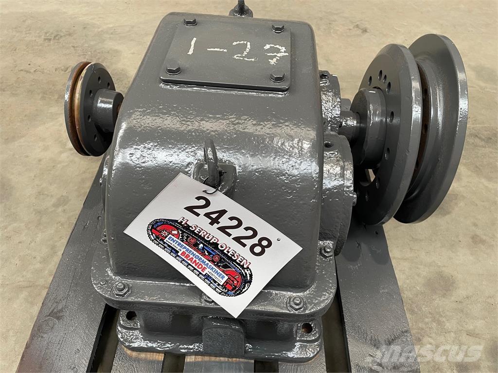  Gear - 1:27 Коробки передач