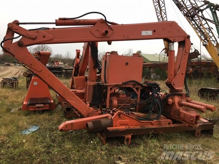 Hiab 670 автокрани