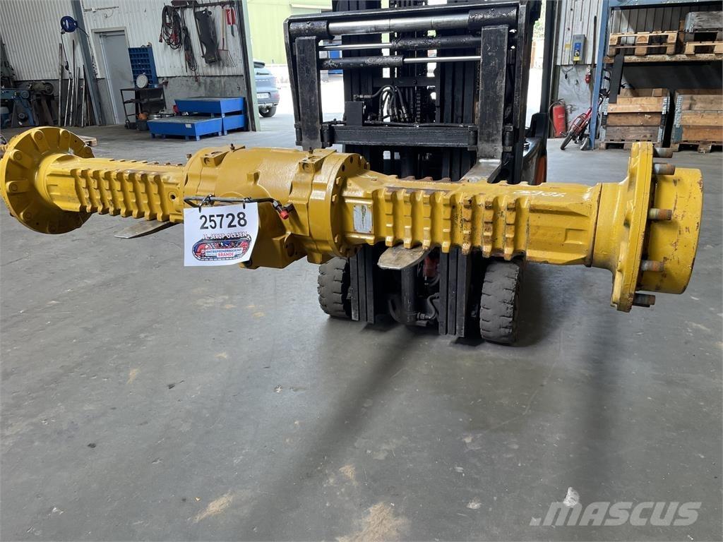 Hydrema 906C frontaksel Осі