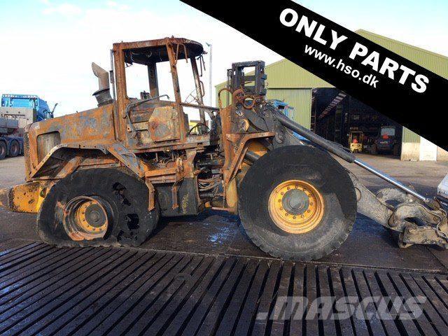 JCB 427 HT Agri til ophug Фронтальні навантажувачі