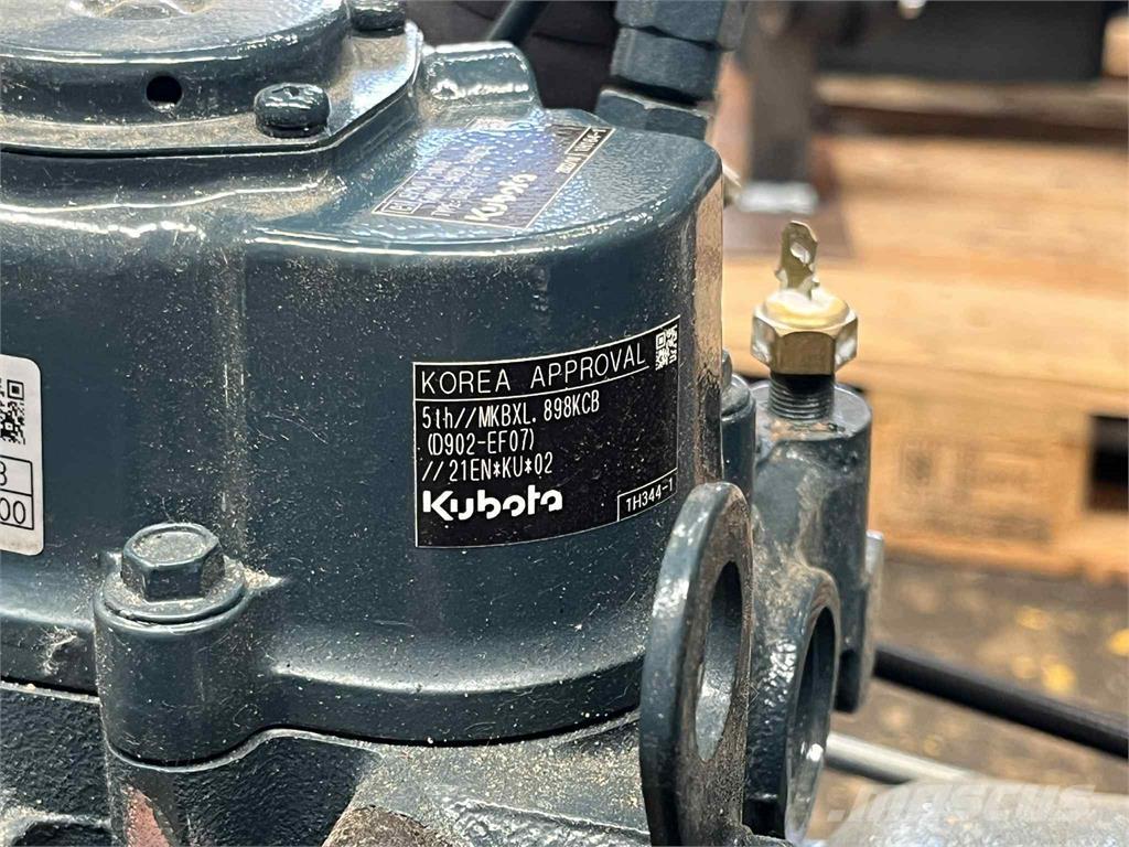 Kubota D902-EF07 motor Двигуни