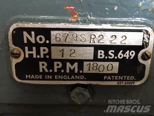 Lister SR2 motor Двигуни