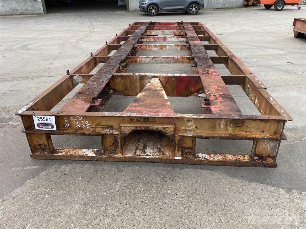 Mafi trailer 20ft - 25 ton Низькорамні напівпричепи